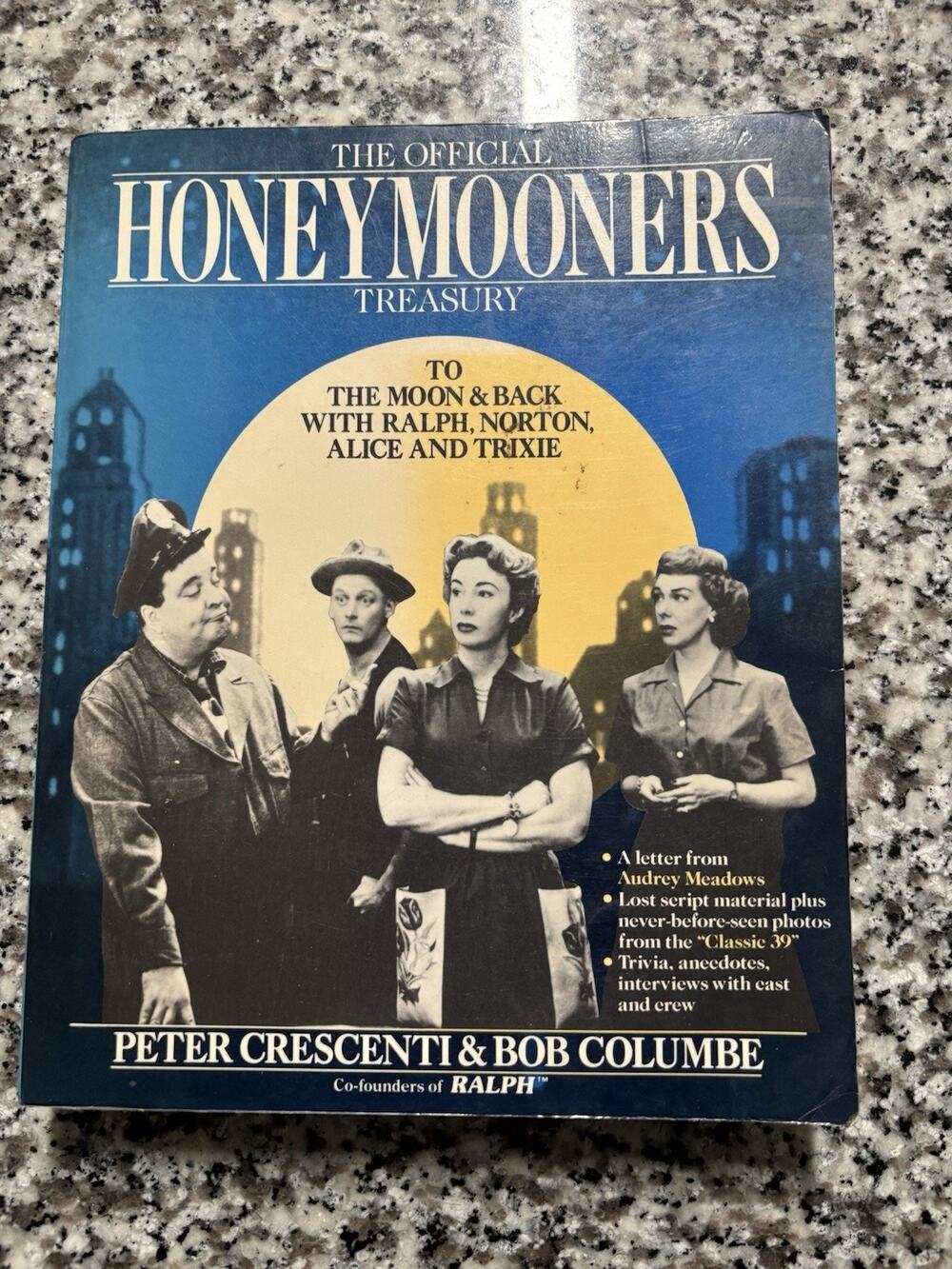 The Official Honeymooners Treasury 1985 Jackie Gleason Art Carney Vintage Book